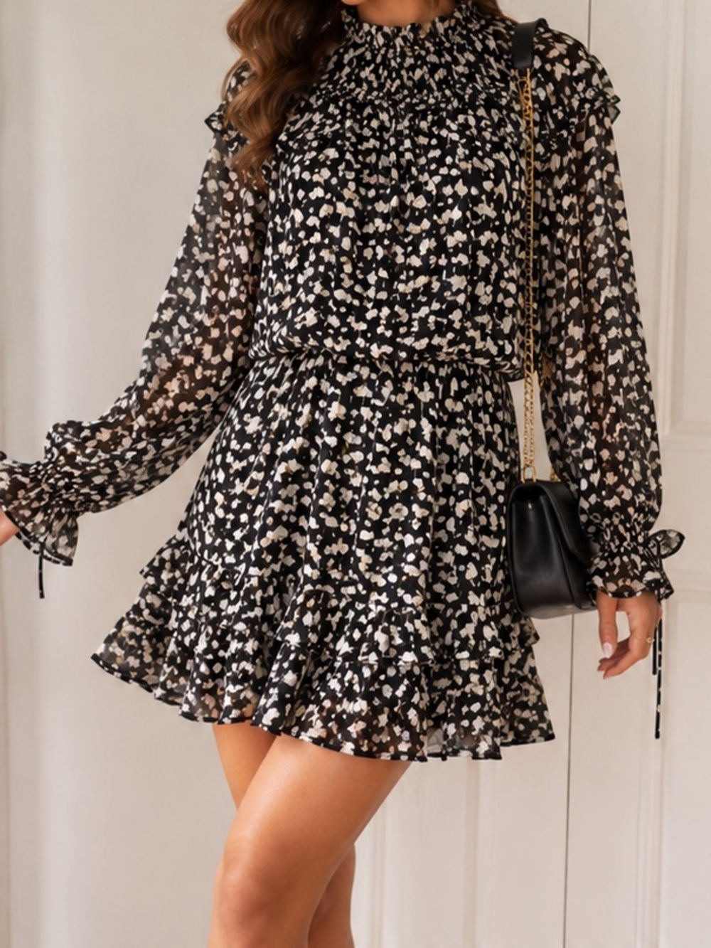 NWOT En Saison Black Ivory Floral Ruffle Chiffon Mini Dress Large